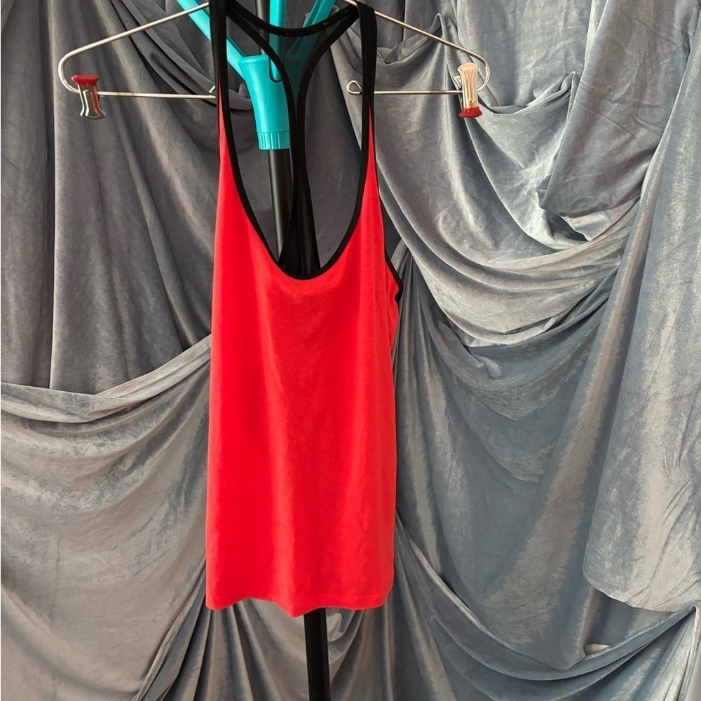 Nike active tank with mesh on the back size small